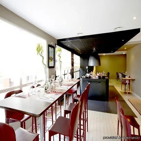 מלון Campanile Grasse - 3*