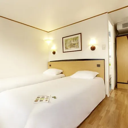 Campanile Grasse - 3*